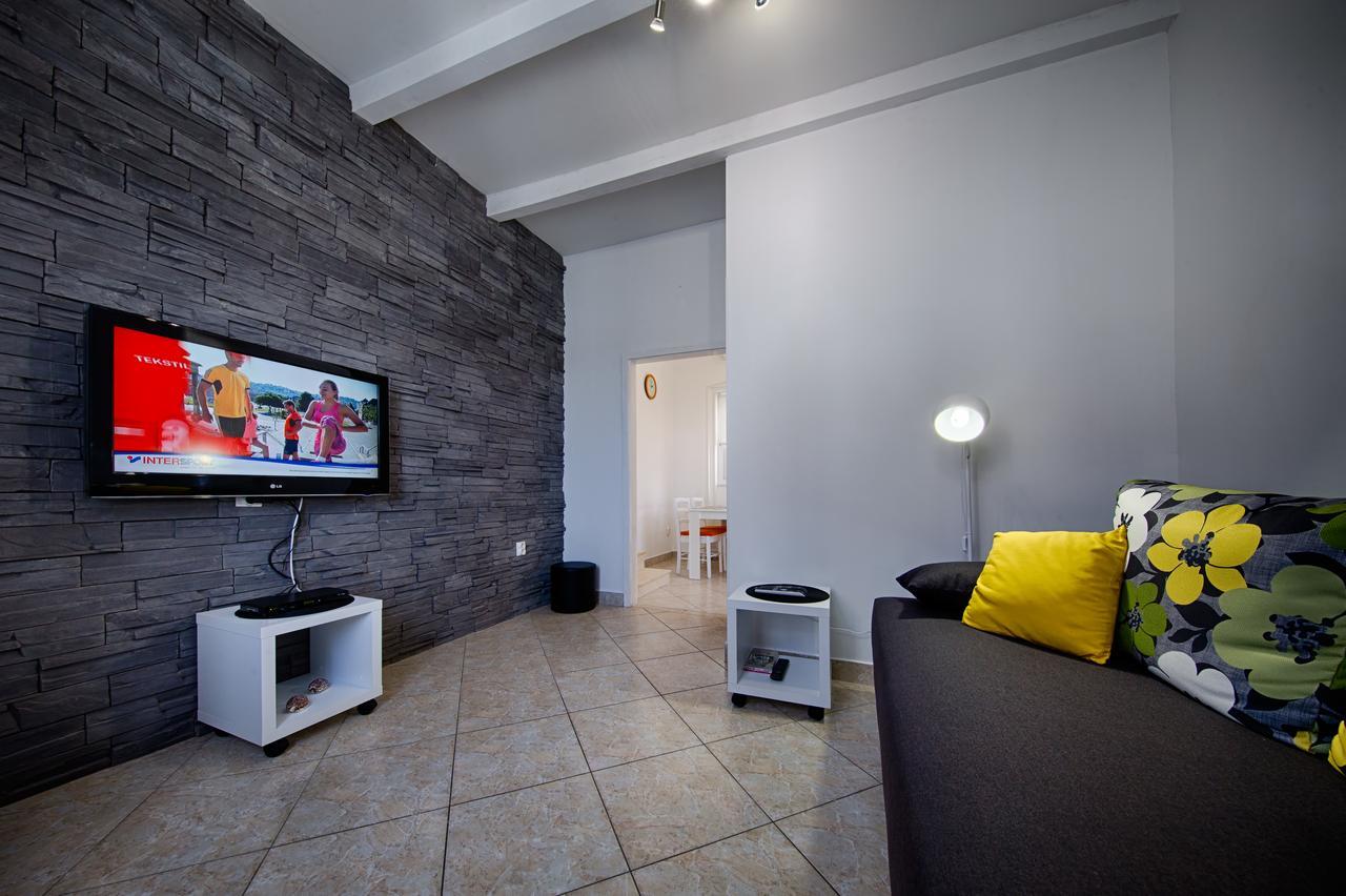 Apartment Jure 비스 외부 사진